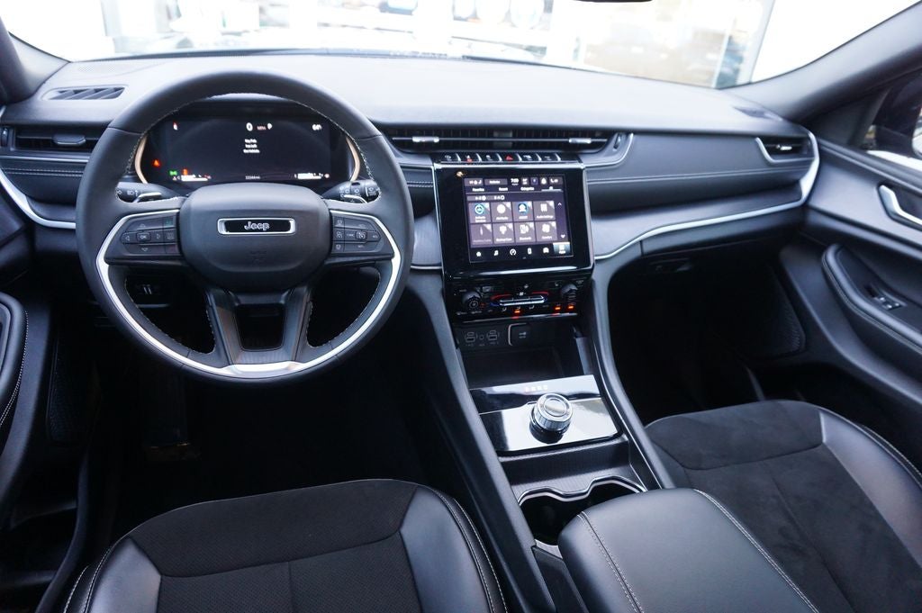 2024 Jeep Grand Cherokee L Altitude