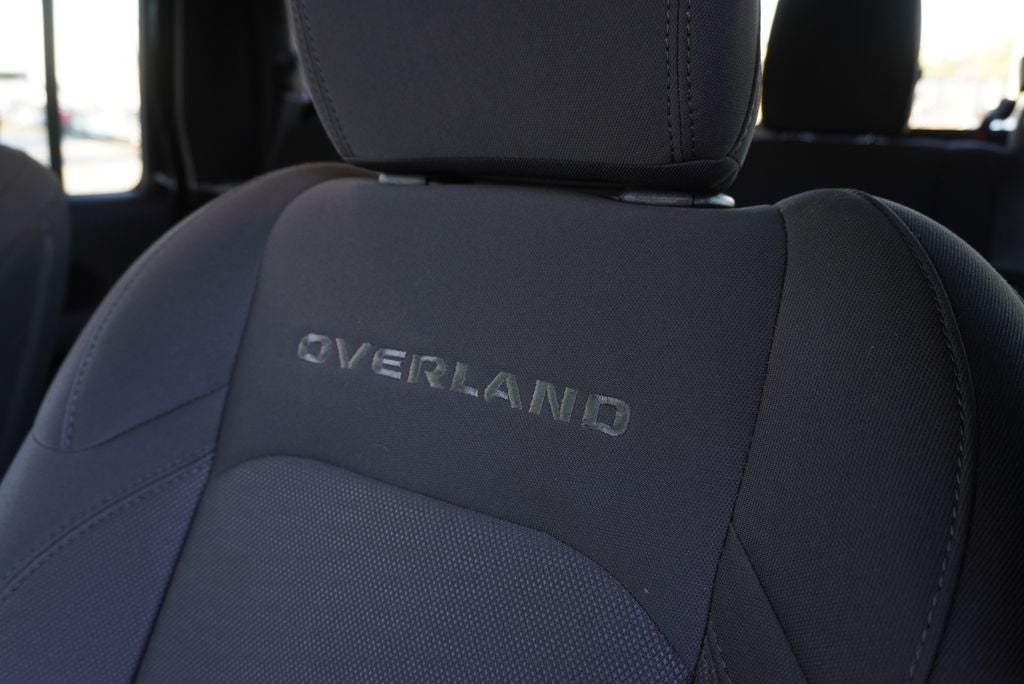 2022 Jeep Gladiator Overland