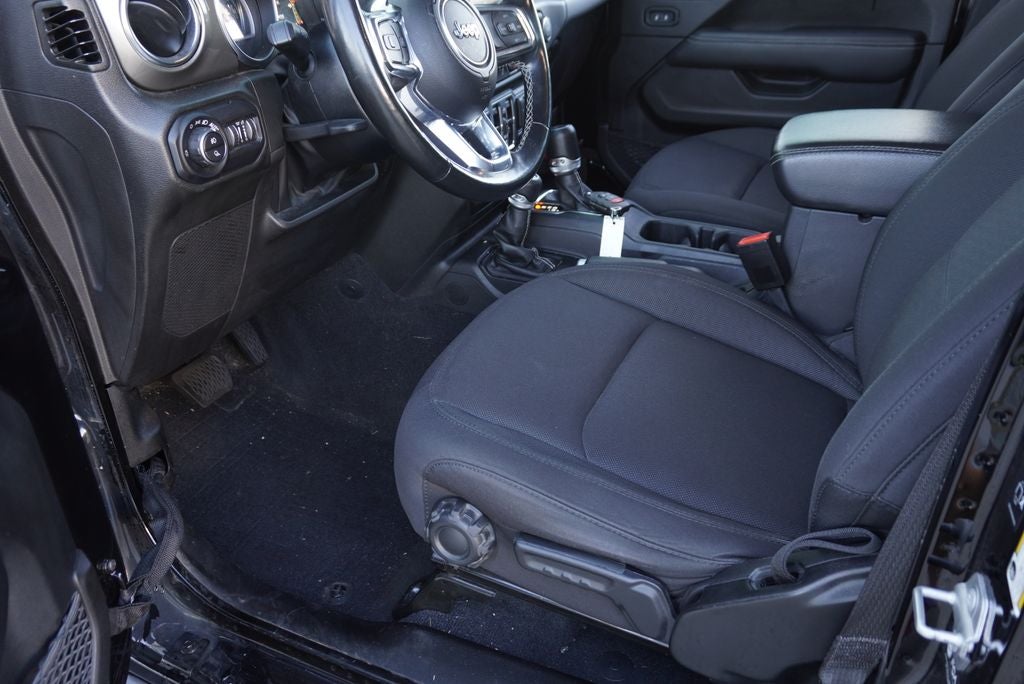 2022 Jeep Gladiator Overland