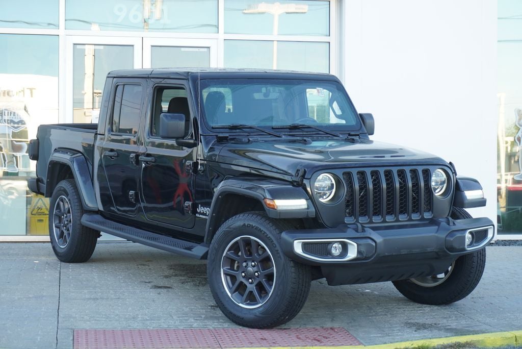 2022 Jeep Gladiator Overland