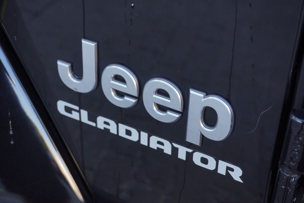2022 Jeep Gladiator Overland