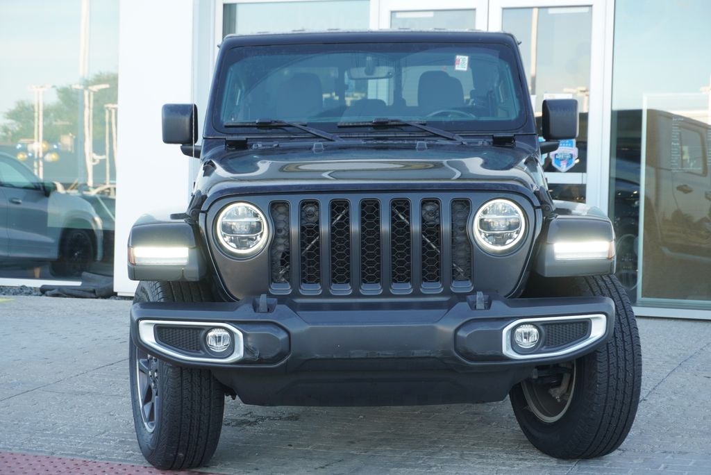 2022 Jeep Gladiator Overland