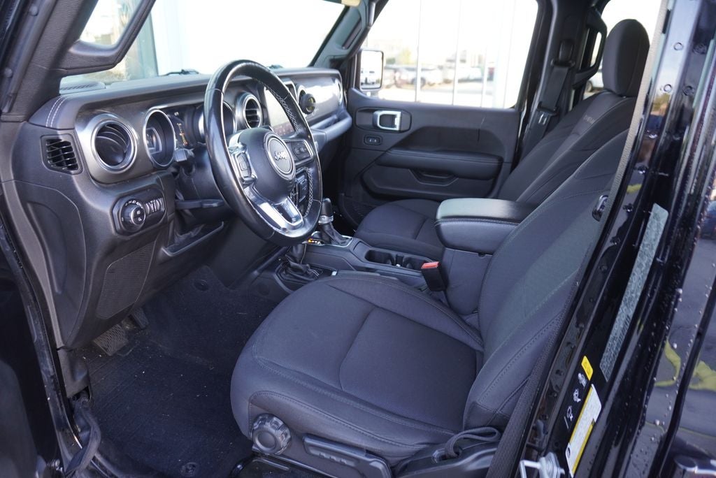 2022 Jeep Gladiator Overland