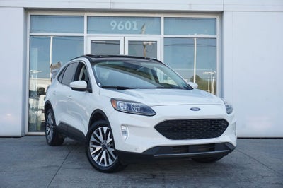2022 Ford Escape Titanium