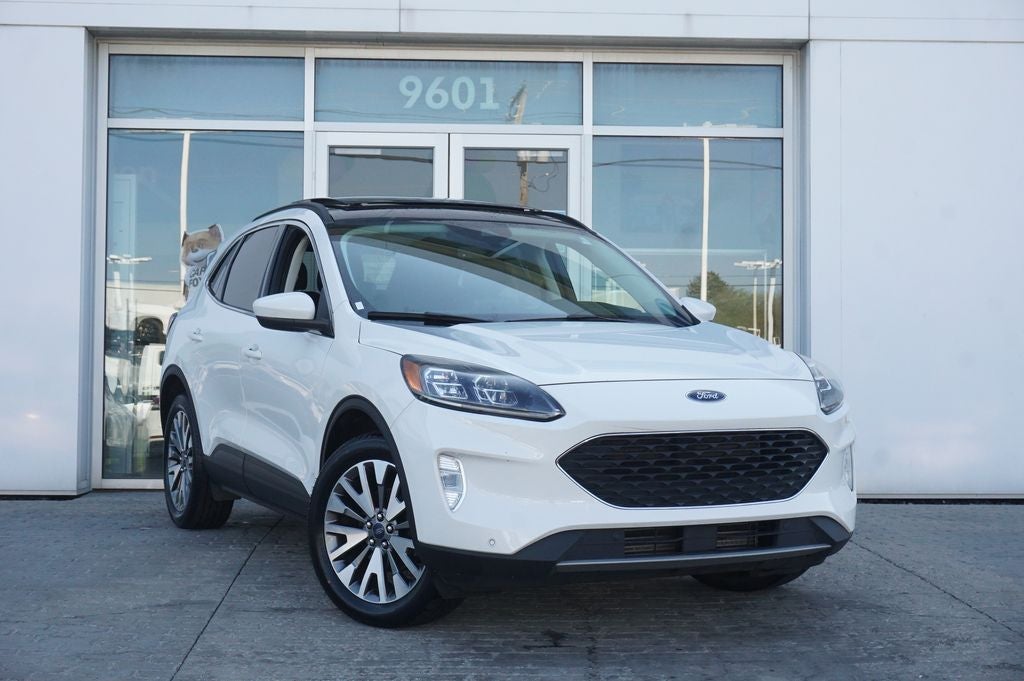 2022 Ford Escape Titanium