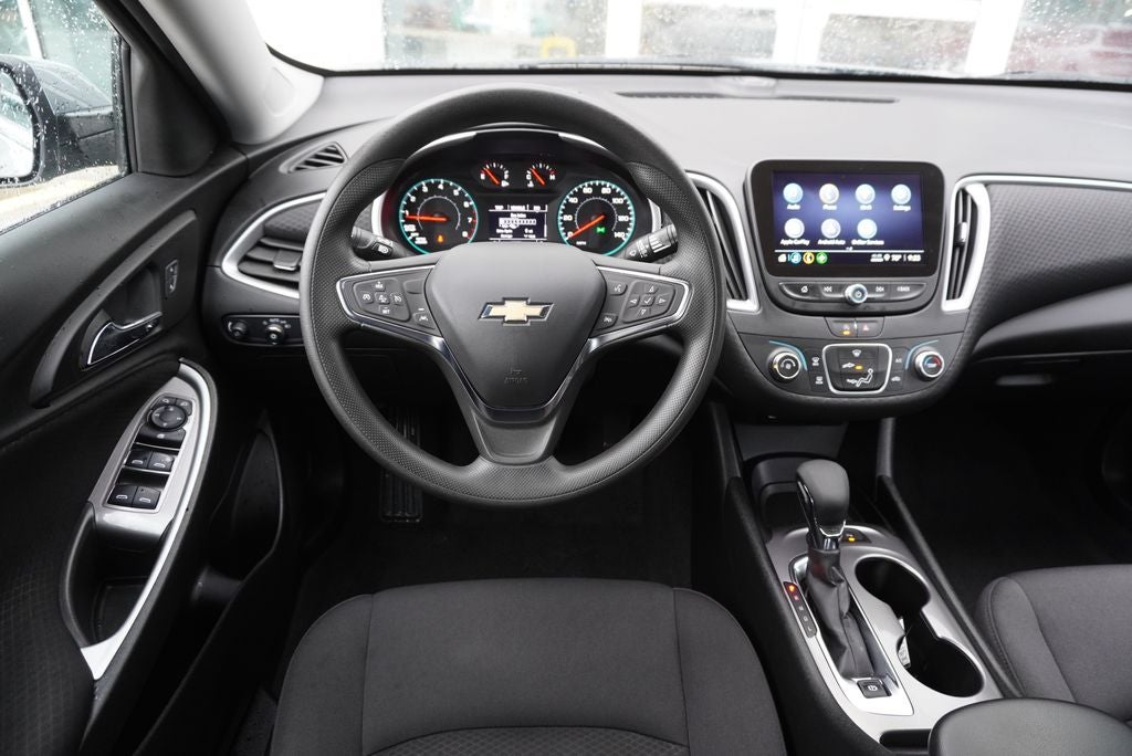 2025 Chevrolet Malibu LS 1LS