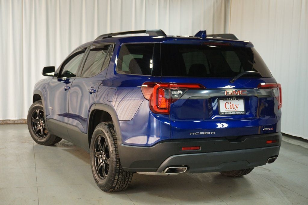 2023 GMC Acadia AT4