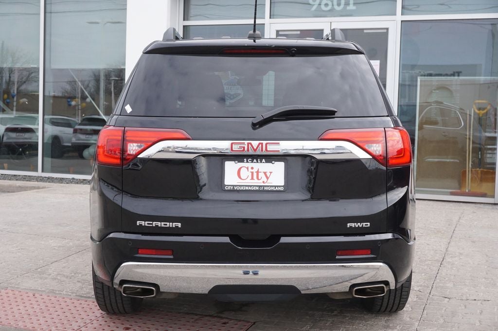 2017 GMC Acadia Denali