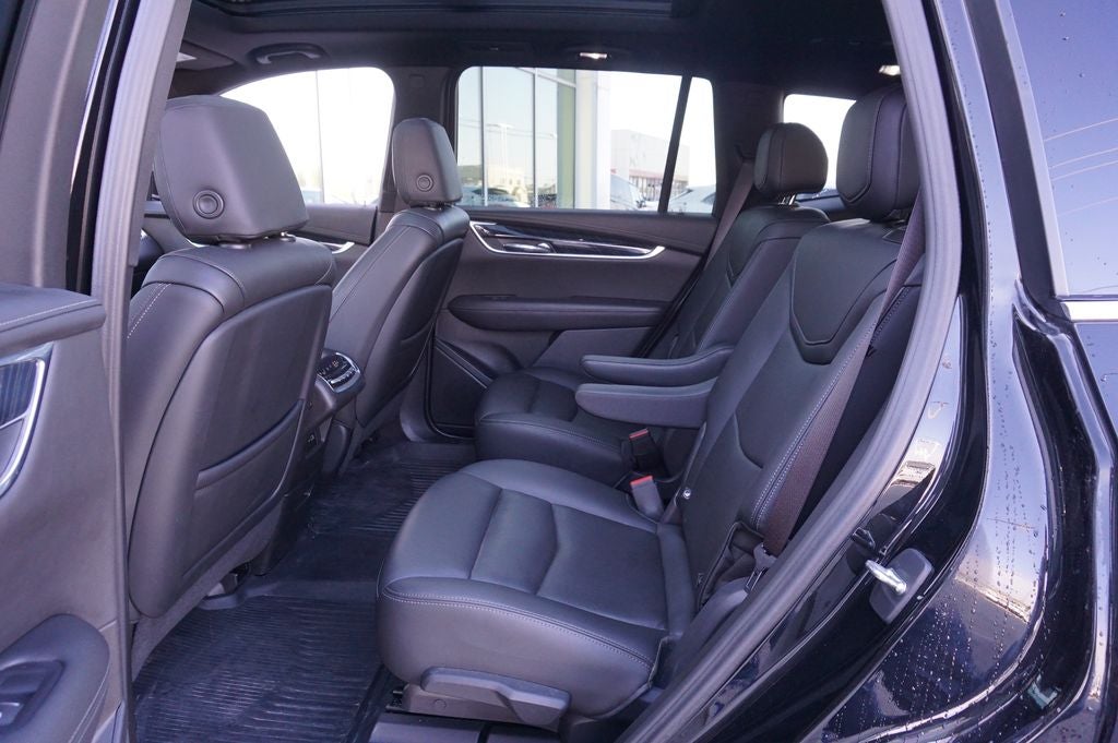 2022 Cadillac XT6 Premium Luxury