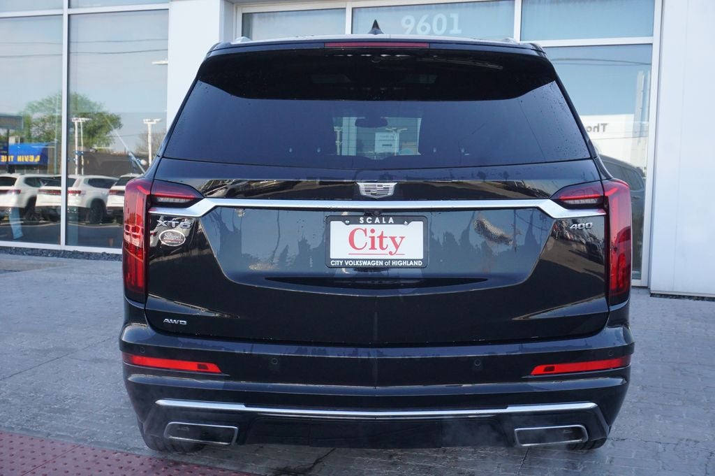 2022 Cadillac XT6 Premium Luxury