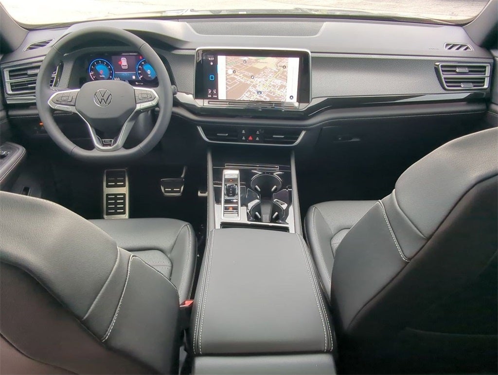 2026 Volkswagen Atlas Cross Sport 2.0T SEL R-Line Black