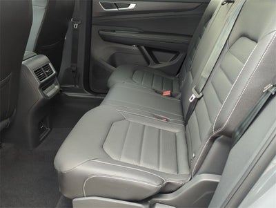 2026 Volkswagen Atlas Cross Sport 2.0T SEL R-Line Black