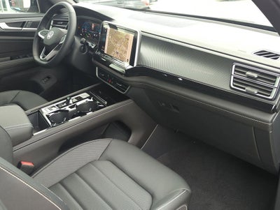 2026 Volkswagen Atlas Cross Sport 2.0T SEL R-Line Black