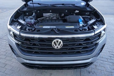 2026 Volkswagen Atlas Cross Sport 2.0T SEL R-Line Black
