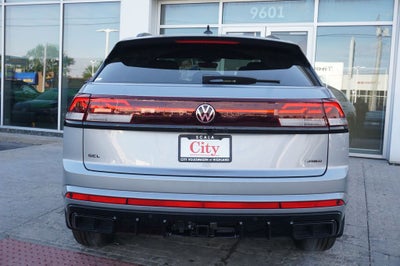 2026 Volkswagen Atlas Cross Sport 2.0T SEL R-Line Black