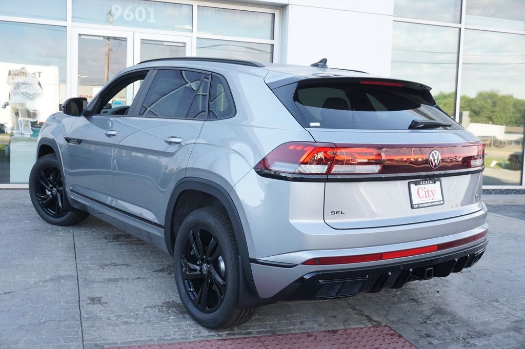 2026 Volkswagen Atlas Cross Sport 2.0T SEL R-Line Black