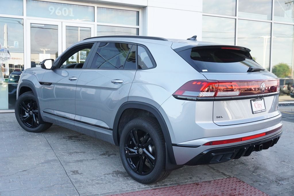 2026 Volkswagen Atlas Cross Sport 2.0T SEL R-Line Black