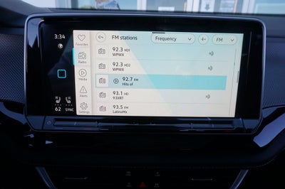 2026 Volkswagen Atlas Cross Sport 2.0T SEL R-Line Black