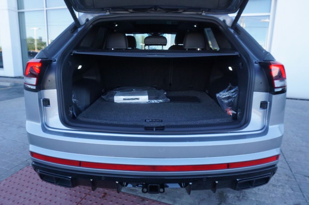 2026 Volkswagen Atlas Cross Sport 2.0T SEL R-Line Black