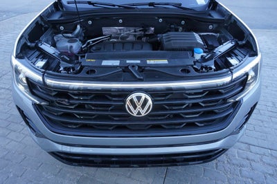 2026 Volkswagen Atlas Cross Sport 2.0T SEL R-Line Black
