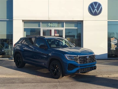 2026 Volkswagen Atlas Cross Sport 2.0T SEL R-Line Black