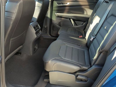 2026 Volkswagen Atlas Cross Sport 2.0T SEL R-Line Black