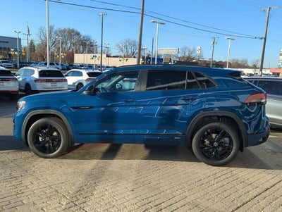 2026 Volkswagen Atlas Cross Sport 2.0T SEL R-Line Black