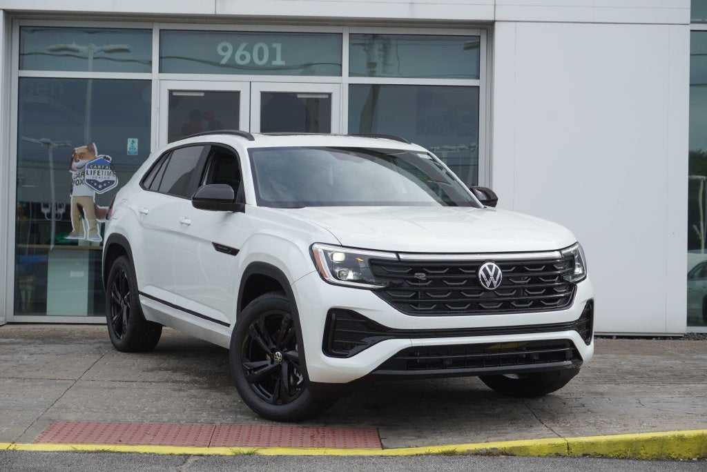 2026 Volkswagen Atlas Cross Sport SEL R-Line Black