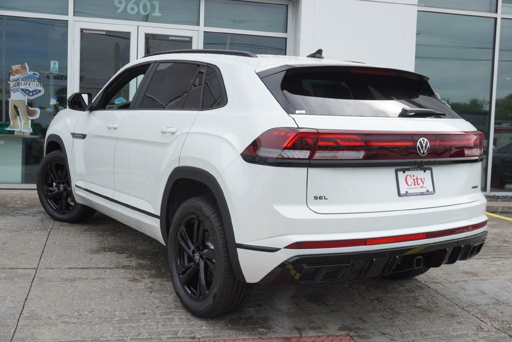 2026 Volkswagen Atlas Cross Sport SEL R-Line Black