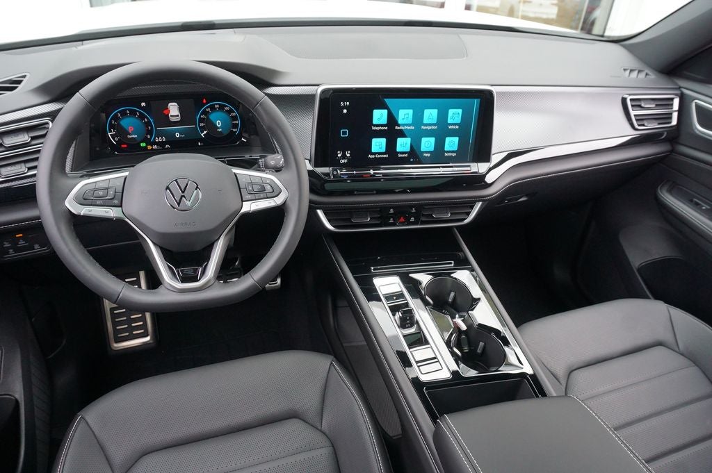 2026 Volkswagen Atlas Cross Sport 2.0T SEL R-Line Black