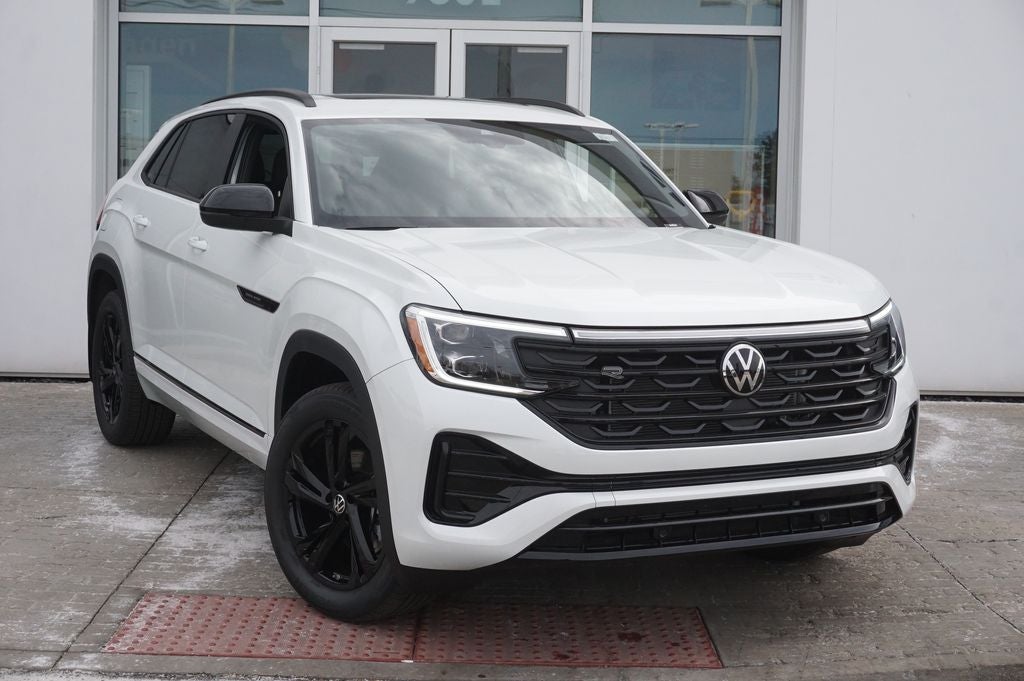 2026 Volkswagen Atlas Cross Sport 2.0T SEL R-Line Black