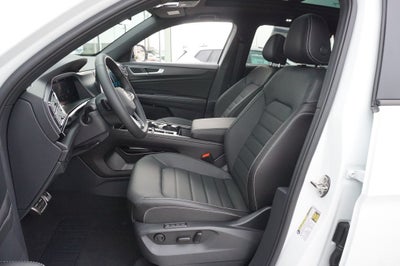 2026 Volkswagen Atlas Cross Sport 2.0T SEL R-Line Black