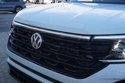 2026 Volkswagen Atlas Cross Sport 2.0T SEL R-Line Black