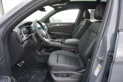 2026 Volkswagen Atlas Cross Sport 2.0T SEL R-Line Black