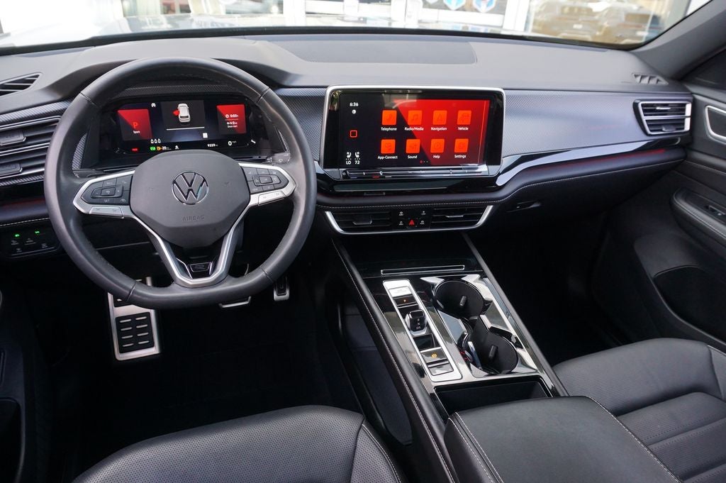 2026 Volkswagen Atlas Cross Sport 2.0T SEL R-Line Black