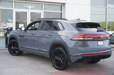 2026 Volkswagen Atlas Cross Sport 2.0T SEL R-Line Black