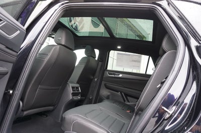 2026 Volkswagen Atlas Cross Sport 2.0T SEL R-Line Black