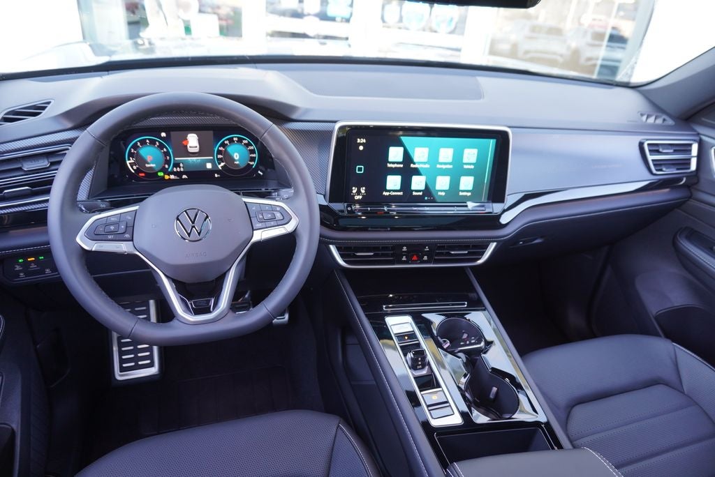 2026 Volkswagen Atlas Cross Sport SEL R-Line Black