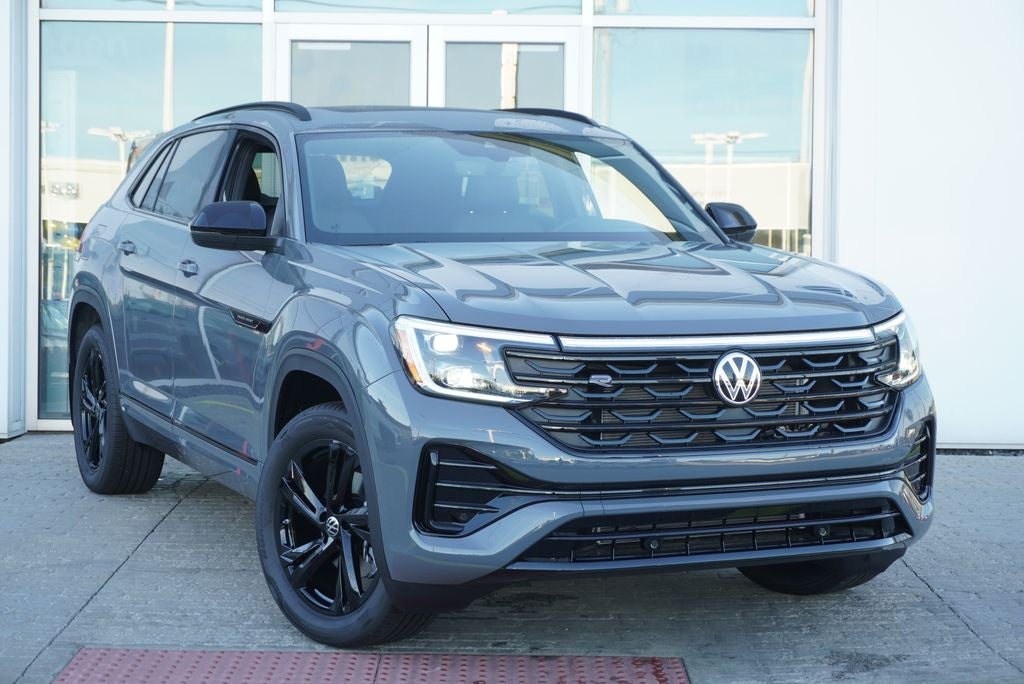 2026 Volkswagen Atlas Cross Sport SEL R-Line Black