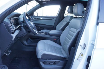 2024 Volkswagen Atlas Cross Sport 2.0T SEL R-Line