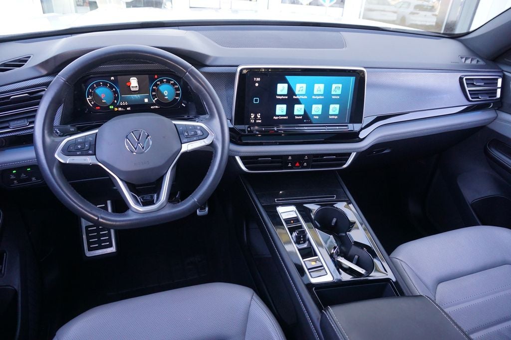 2024 Volkswagen Atlas Cross Sport 2.0T SEL R-Line