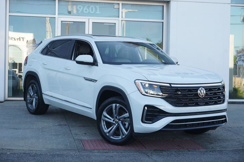 2024 Volkswagen Atlas Cross Sport 2.0T SEL R-Line