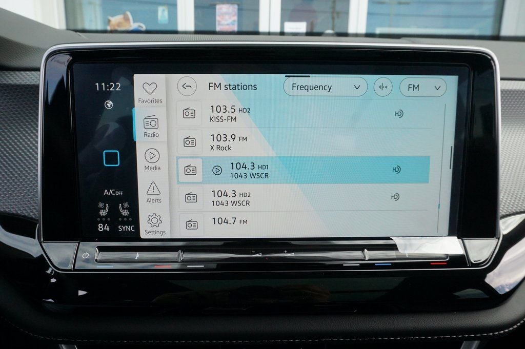2025 Volkswagen Atlas Cross Sport 2.0T SEL R-Line Black