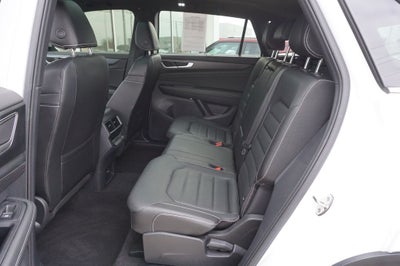 2024 Volkswagen Atlas Cross Sport 2.0T SEL R-Line