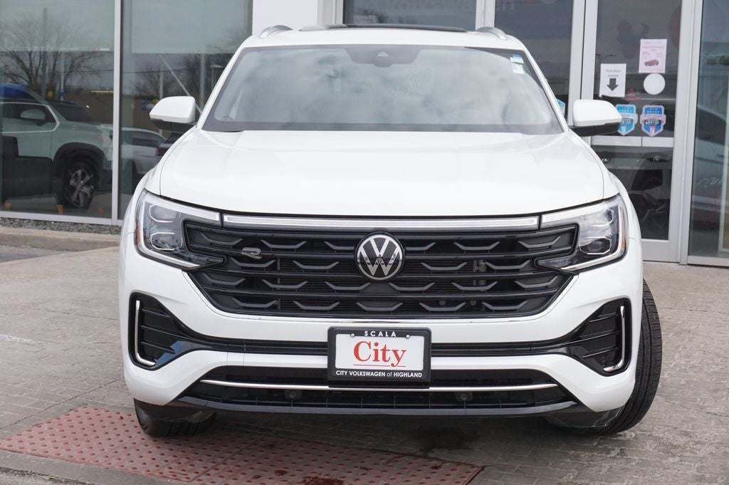 2024 Volkswagen Atlas Cross Sport 2.0T SEL R-Line