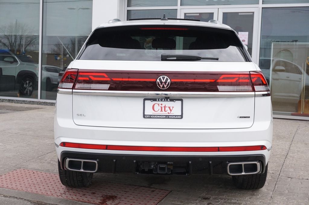 2024 Volkswagen Atlas Cross Sport 2.0T SEL R-Line