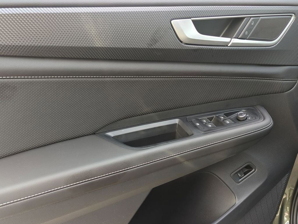 2026 Volkswagen Atlas Cross Sport 2.0T SEL