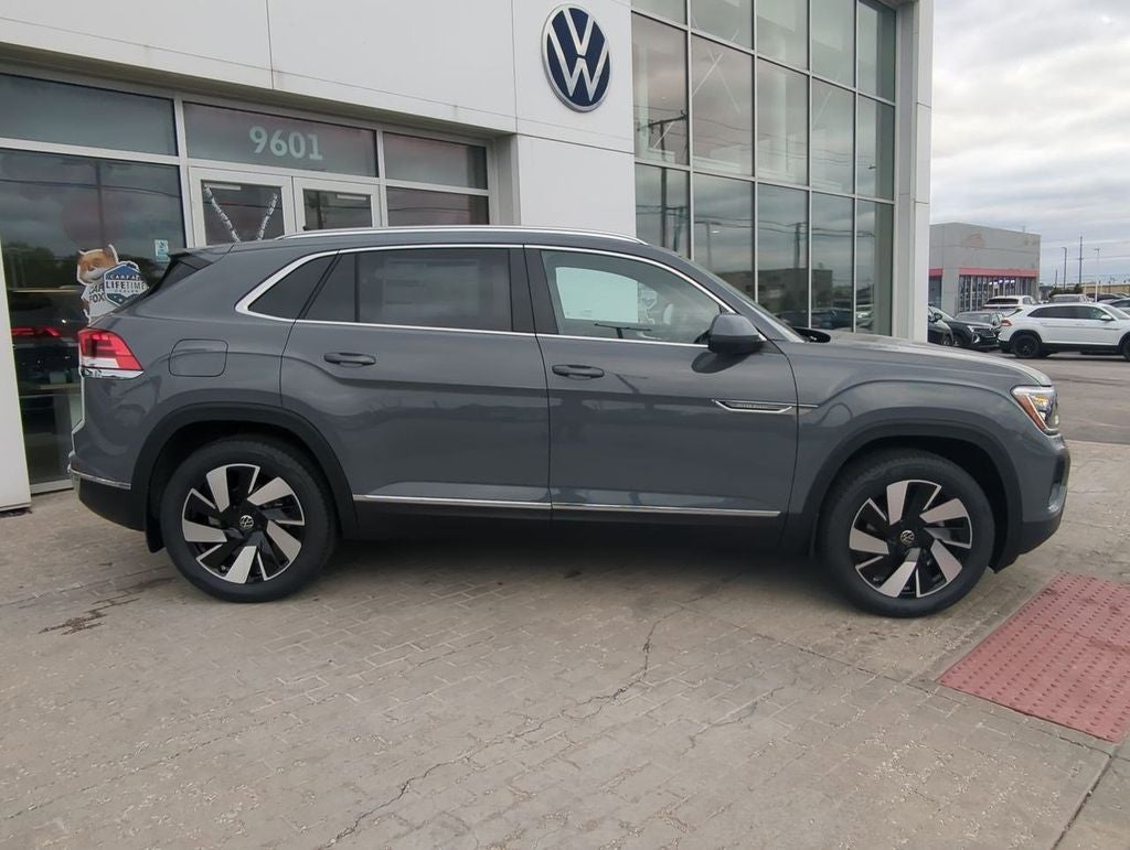 2026 Volkswagen Atlas Cross Sport 2.0T SEL
