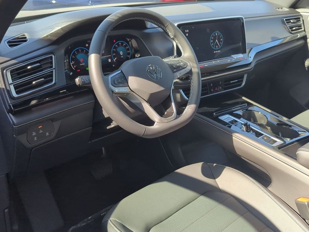 2026 Volkswagen Atlas Cross Sport 2.0T SEL