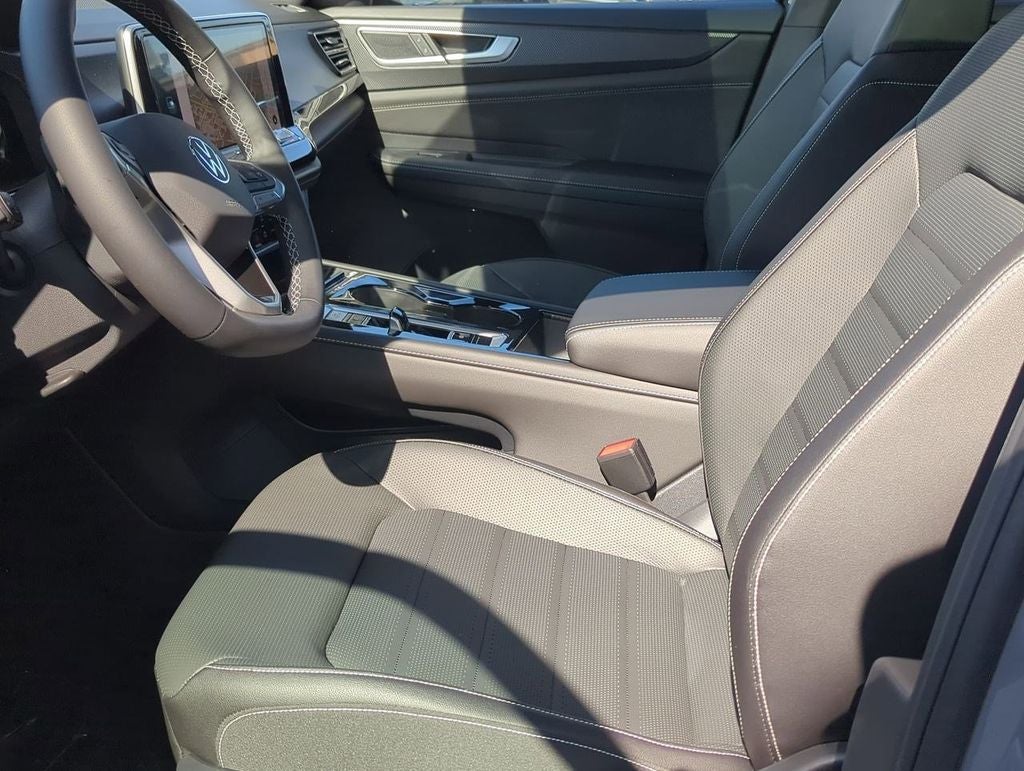 2026 Volkswagen Atlas Cross Sport 2.0T SEL